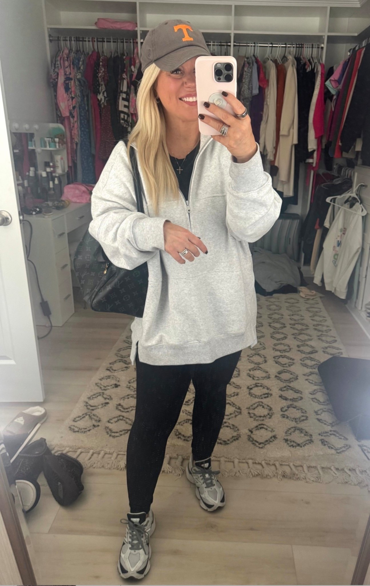 Casual outfit 

The coziest oversized pullover and leggings from aerie !!

Would make a great gift for yourself or someone else ! 

Also, to my fellow purse lovers, while I can’t link my purse - this LV soft speedy in eclipse , is my favorite …. Would make a great splurge gift for yourself 😉 

Aerie 
Oversized
Casual 
Christmas gift ideas 

#LTKPetite #LTKGiftGuide #LTKHoliday