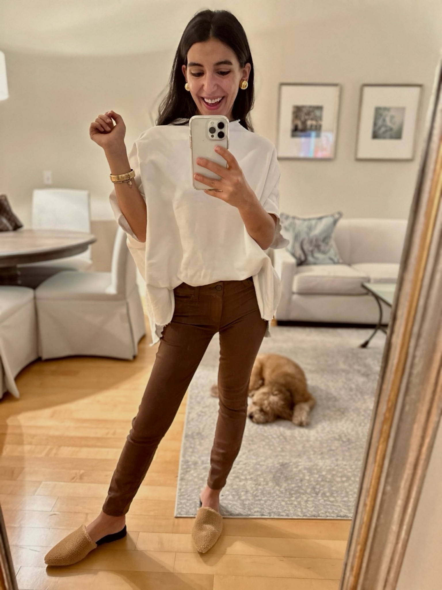 Teddy shoes are a must 🤎 