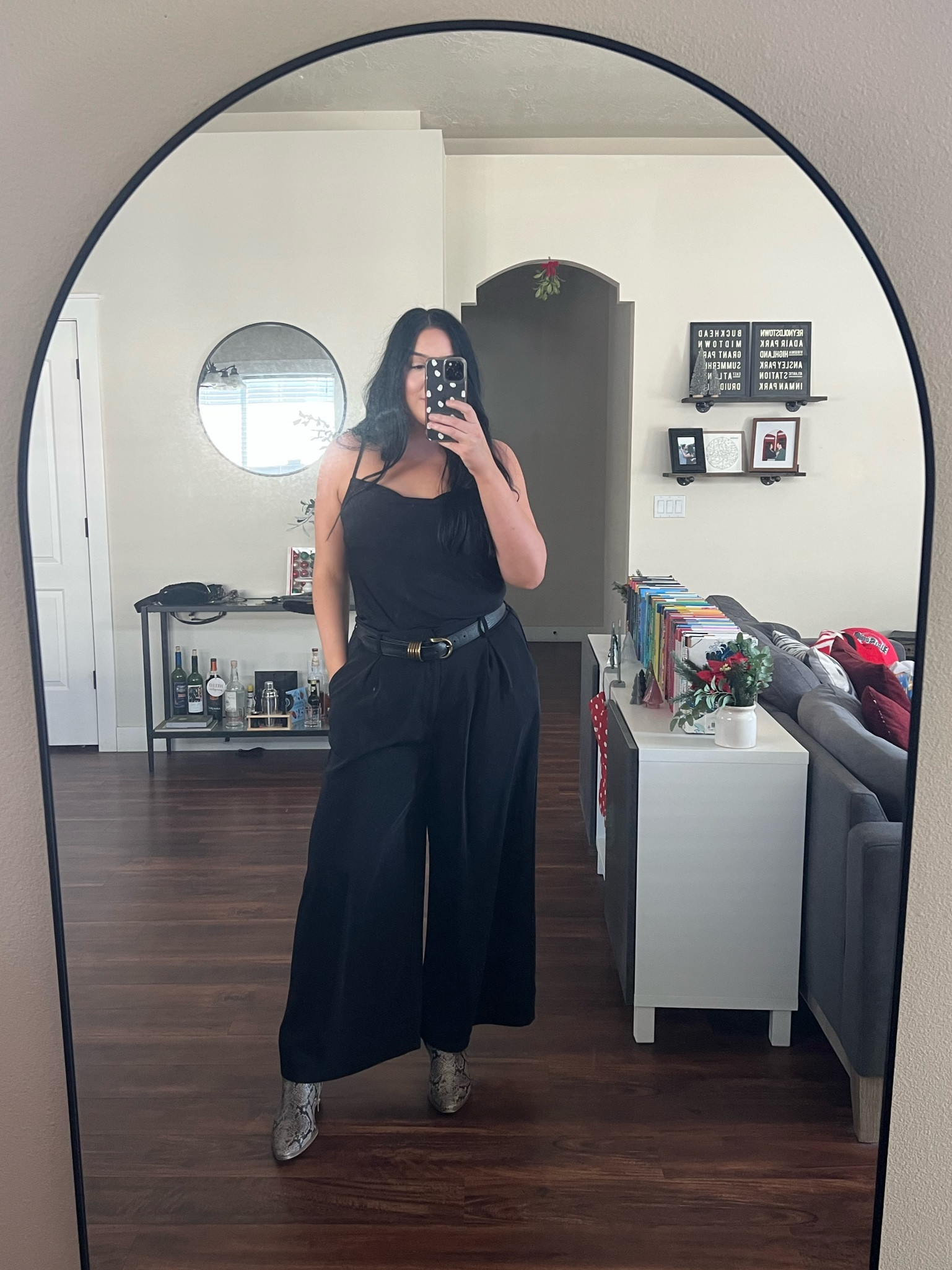 my go-to all black outfit 🥷🏼

I took an XL in the trousers & the top! Both are slightly oversized on me! (I’m also on a weight loss journey, so that’s a factor! lol)

#LTKMidsize #LTKWorkwear #LTKStyleTip