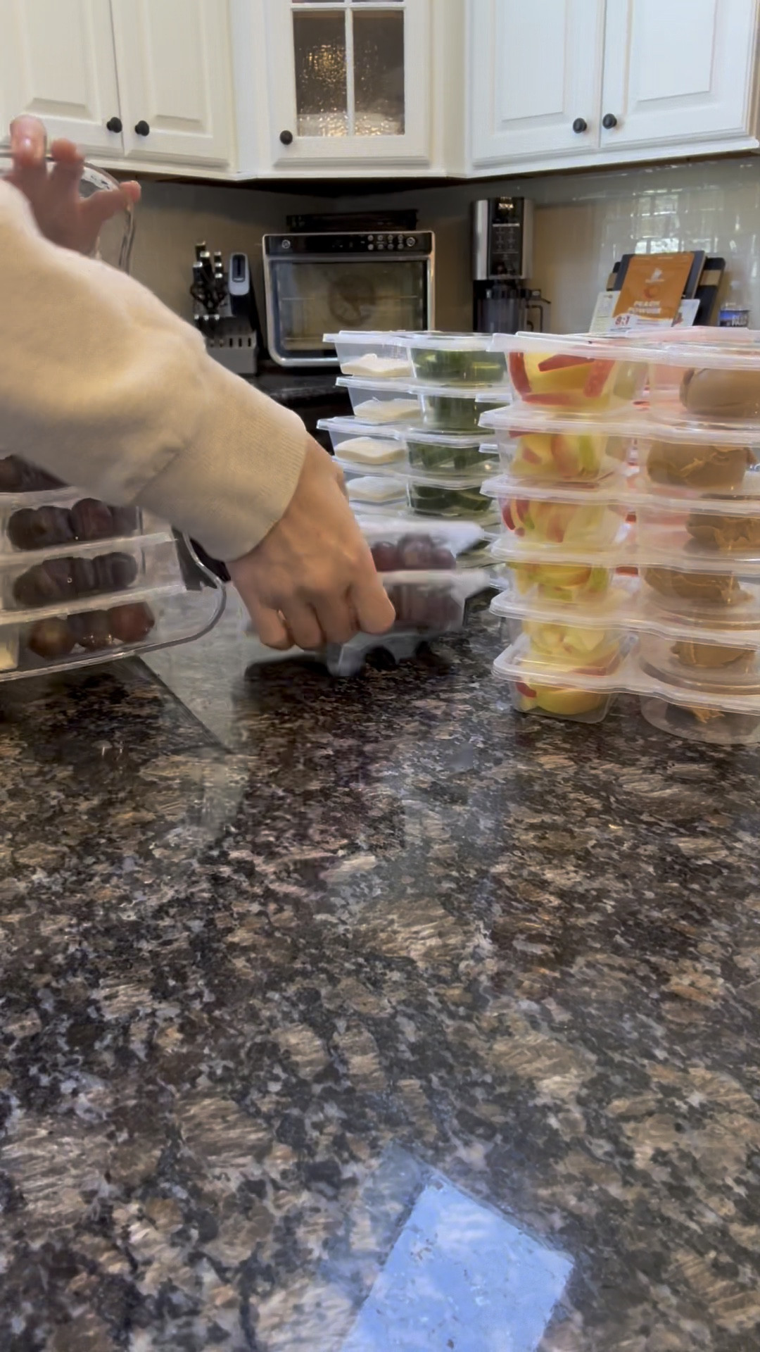 Keeping my kids fueled with the good stuff! 🍎🥕 Prepped & ready to grab—less waste, fewer snack battles, and no more ‘I’m full’ before dinner!  #HealthyEating #MomWin #snack #snackideas #snackbreak #afterschool #kid #quickrecipes 

#LTKWatchNow #LTKKids #LTKFamily