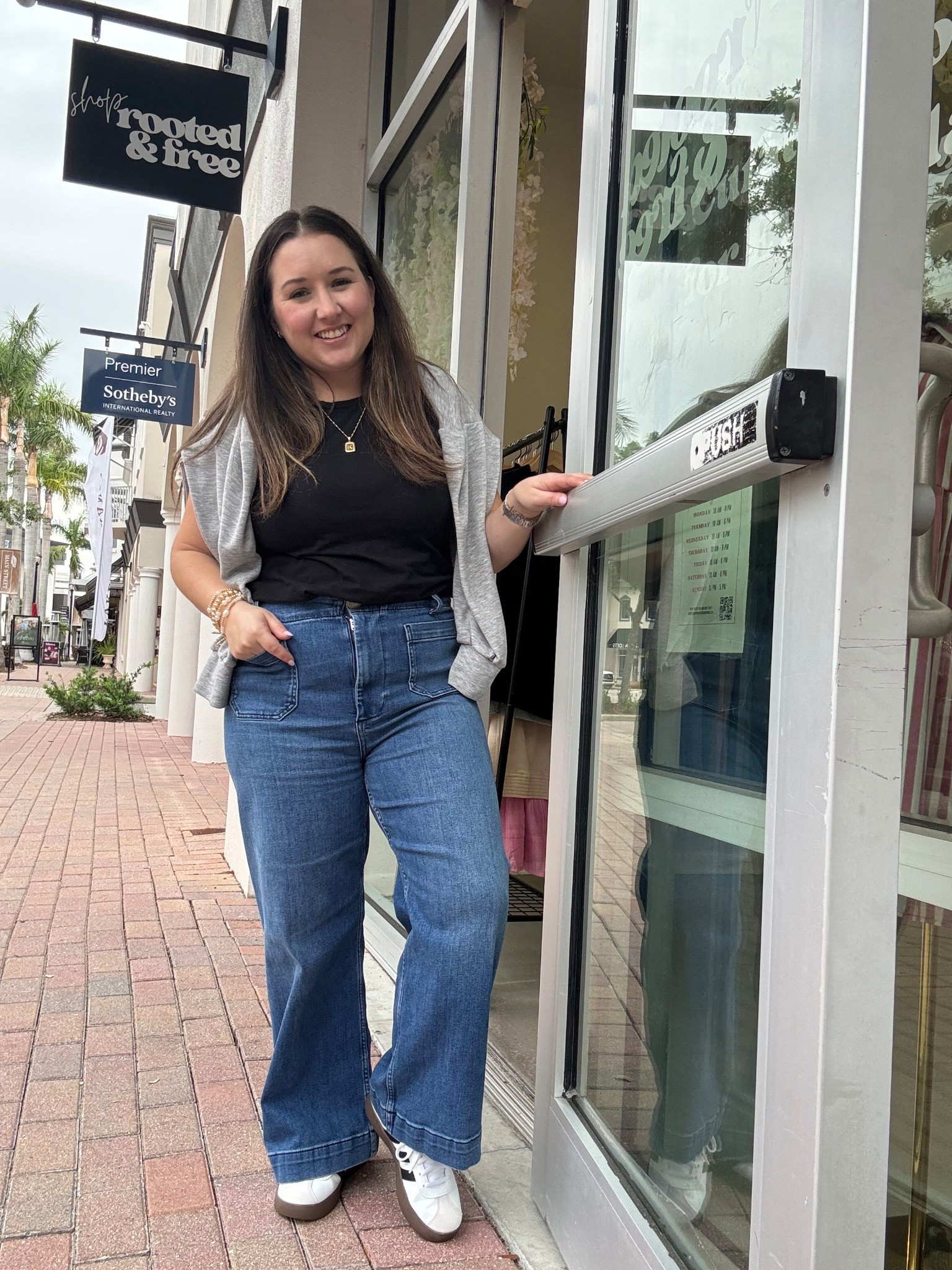 Easy OOTD

#LTKStyleTip #LTKFindsUnder50 #LTKFindsUnder100