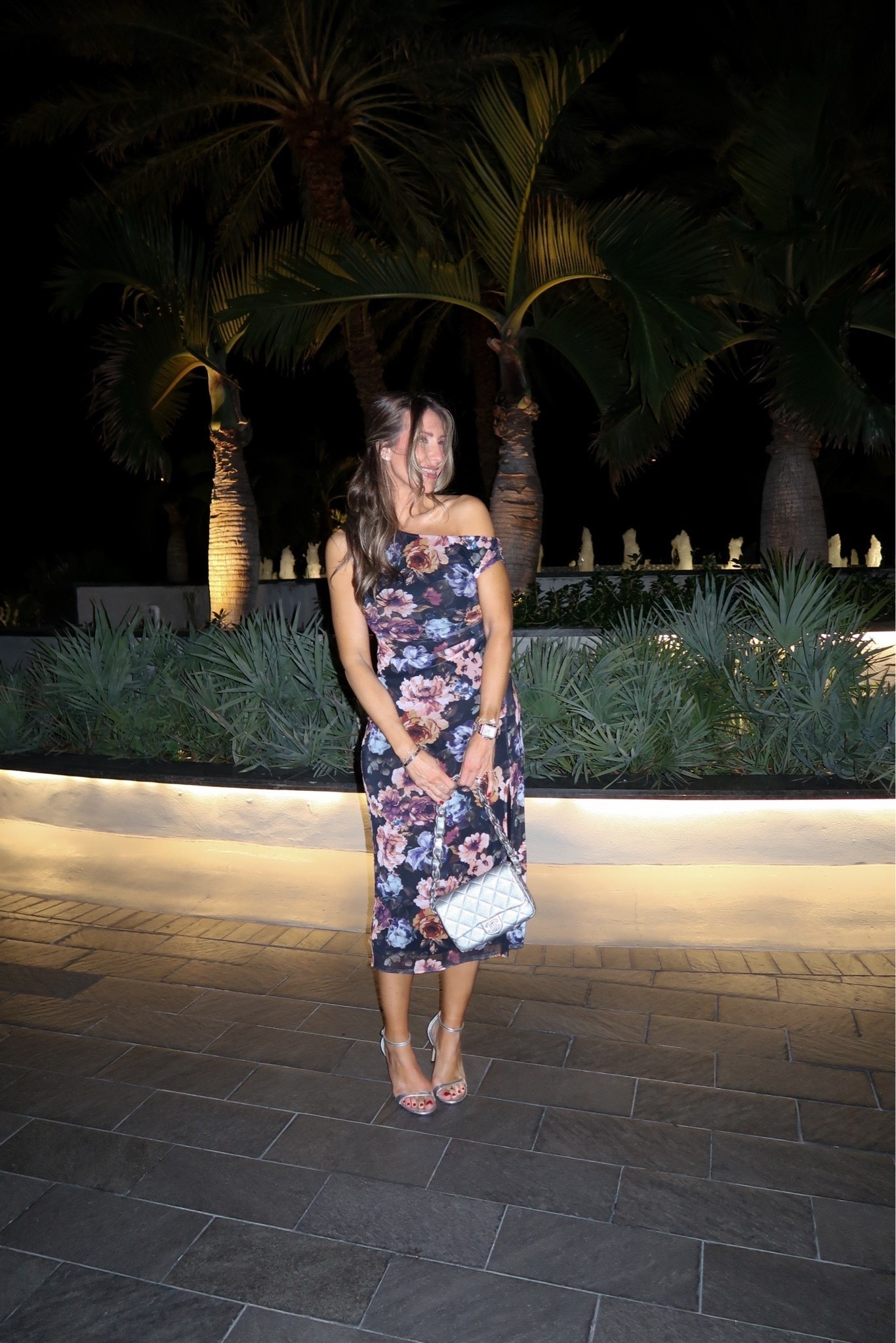 This floral off-the-shoulder dress is such a pretty option for weddings, date nights, or any dressier event on your calendar. The midi length is so flattering, the print is timeless, and it pairs perfectly with simple heels and a classic bag.

floral midi dress, off the shoulder dress, wedding guest dress, cocktail attire, date night outfit, special occasion dress, elegant style, feminine fashion, event outfit, TheMomInStyle

#LTKootd #LTKWedding #LTKSeasonal