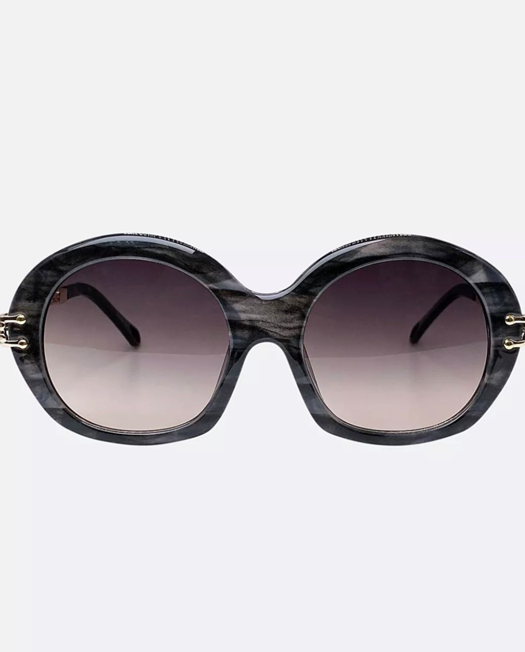 VINTAGE OVERSIZED SUNGLASSES . 

#LTKPlusSize #LTKSaleAlert #LTKMidsize