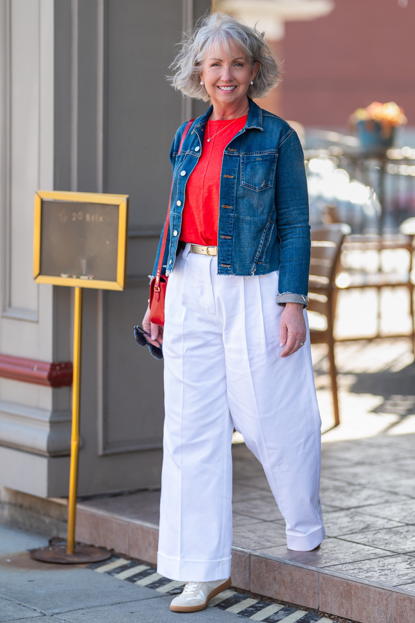 Today I'm sharing a beautiful pair of Pleated Straight Leg Sneaker-Grazer Pants from ME+EM. ✨ 

#LTKstyletip #LTKover40 #LTKmidsize