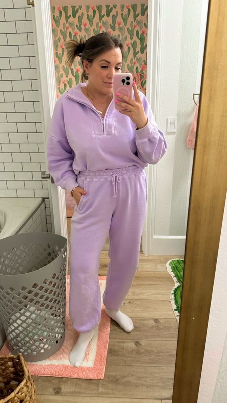 curvy lilac sweatsuit set! wearing size xl in cropped half zip and size large in sweat pants! so comfy 💜 

#LTKSeasonal #LTKfindsunder100 #LTKmidsize