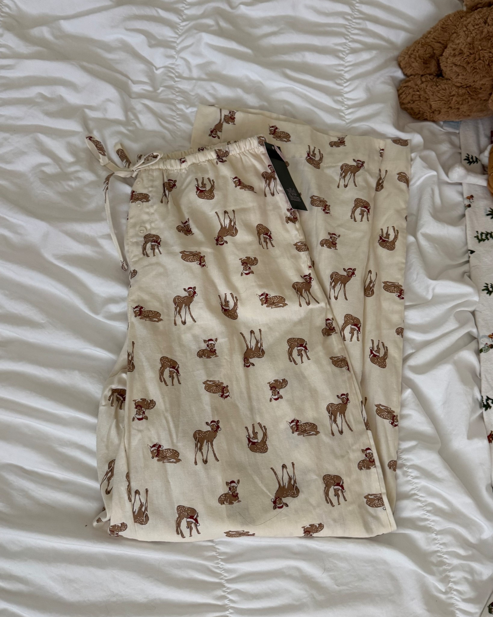 Deer pajama pants 

#LTKHoliday