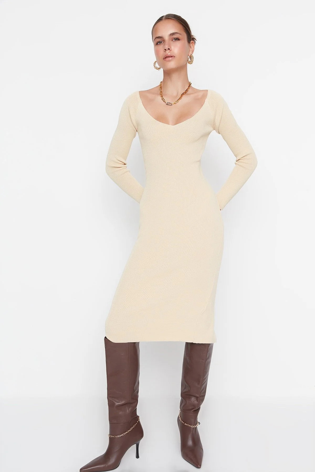 Trendyol Collection Kleid - Beige - Bodycon Fast ausverkauft | Trendyol DE