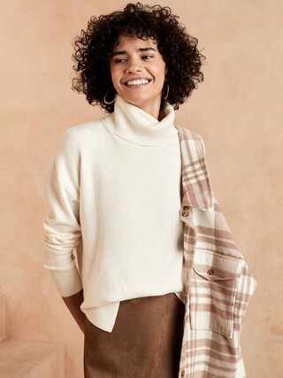 Cozy Turtleneck Sweater | Banana Republic Factory
