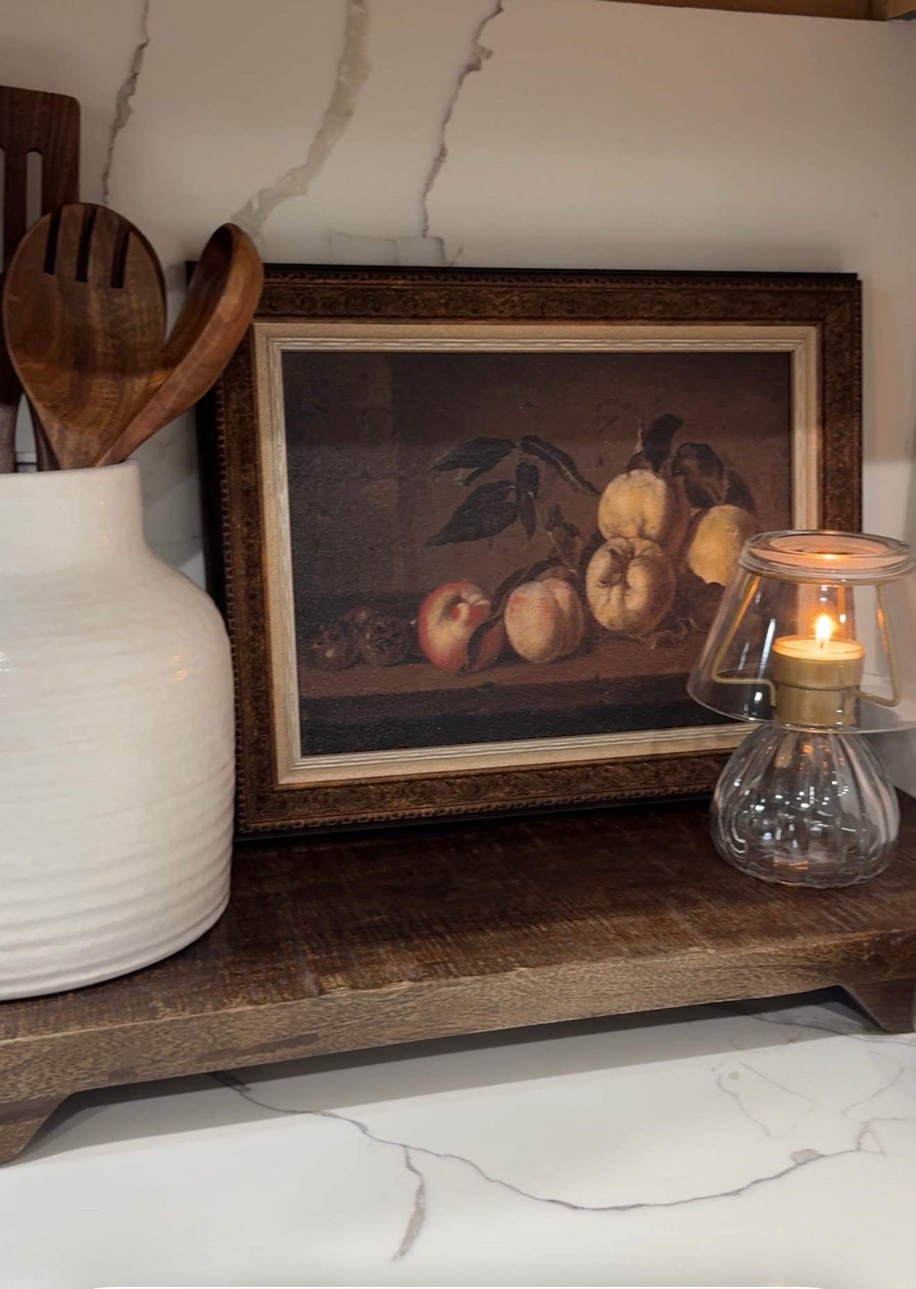 This little piece of art completely changed the feel of my kitchen. 🤎 It adds warmth, vintage charm, and that collected look I love—without spending a fortune. Target has been so good lately! Linked in my LTK. ✨


 #TargetHome #TargetFinds #NeutralHome #KitchenDecor #HomeStyling #VintageInspired #CozyHome #ParkerStyle
