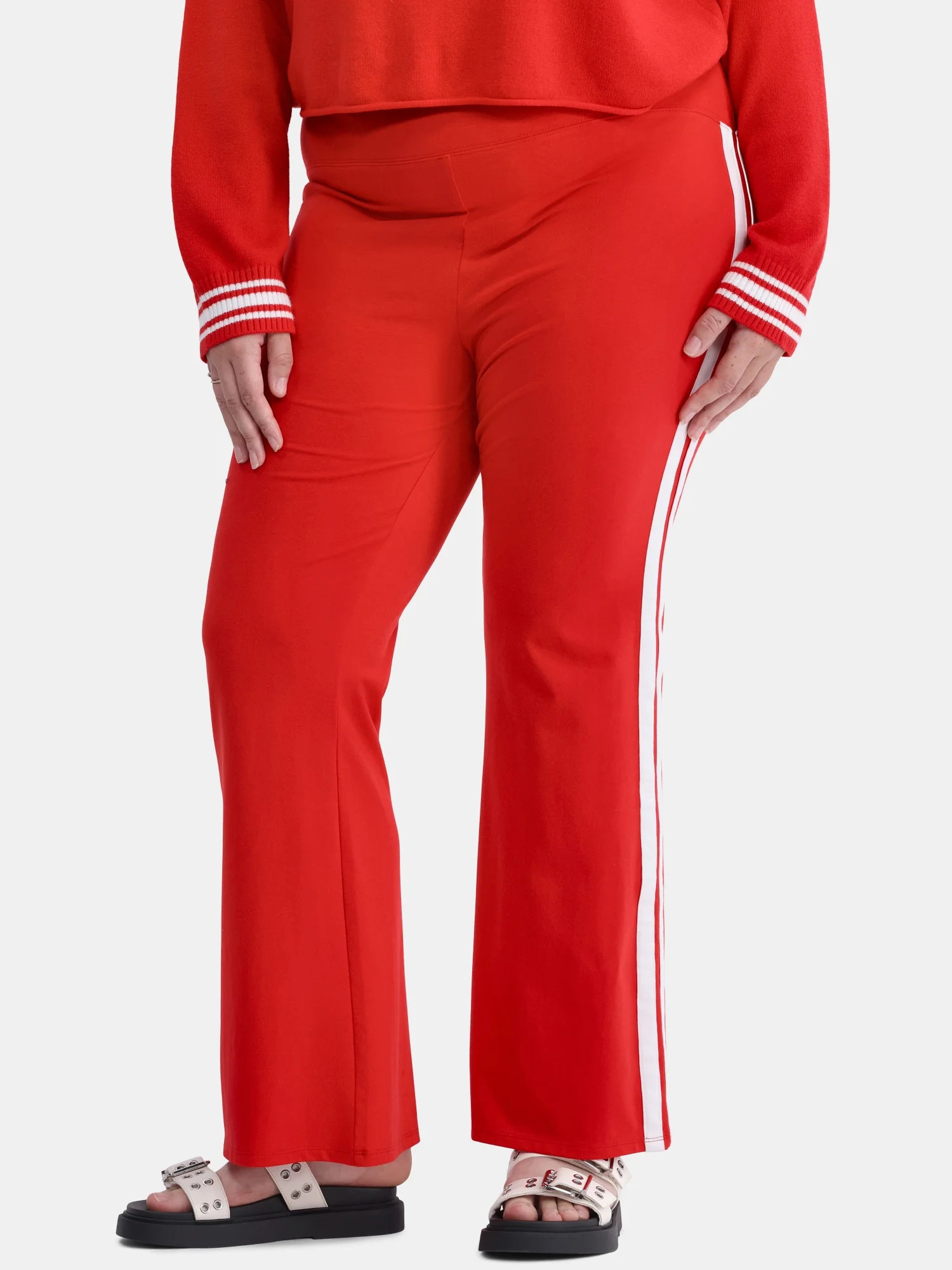No Boundaries Side Stripe Flare Pants, 31” Inseam, Women's and Women’s Plus | Walmart (US)