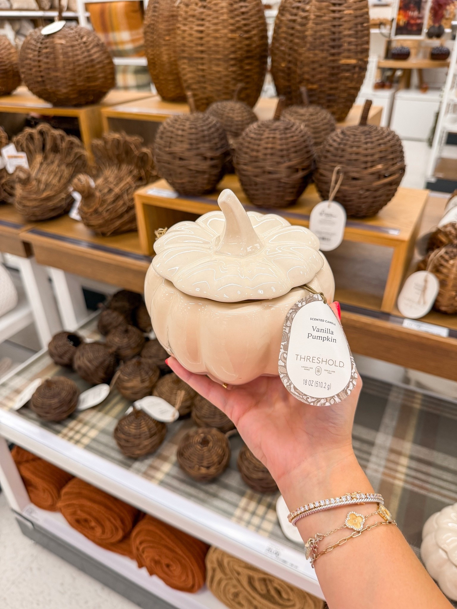 New pumpkin candle!
Fall decor
