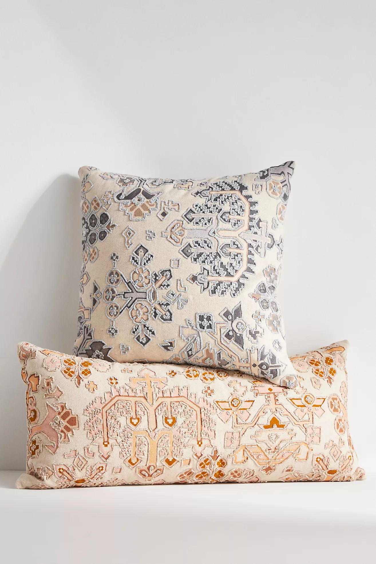 Talia Pillow | Anthropologie (US)