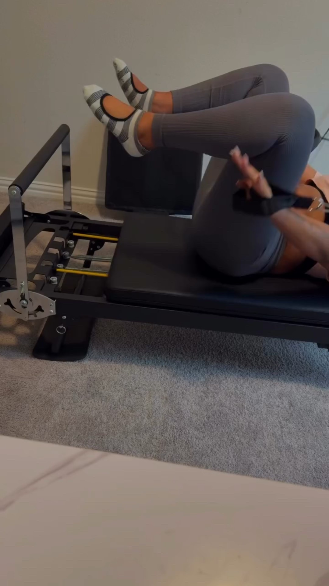 Happy Tuesday ☀️

#pilatesgirl #pilatesflow #softfitness #thatpilateslife #cleanmovement #balancedliving #slowfitness #ltkwatchnow #blackgirlmagic #contentcreater #blackgirlselfcare #blackgirlpilates

#LTKfitnessgoals #LTKActive #LTKU