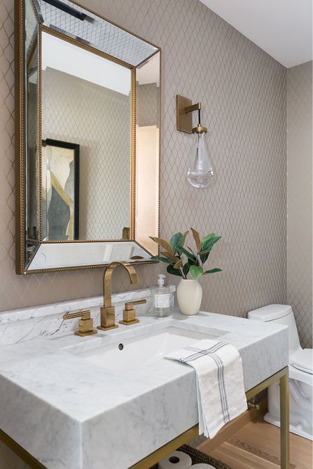 A classic & chic powder room to welcome your guests🍃

#LTKGiftGuide #LTKstyletip #LTKhome