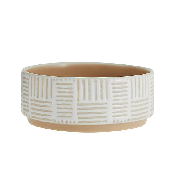Top Paw® Tan & White 3D Crosshatch Ceramic Dog Bowl | PetSmart
