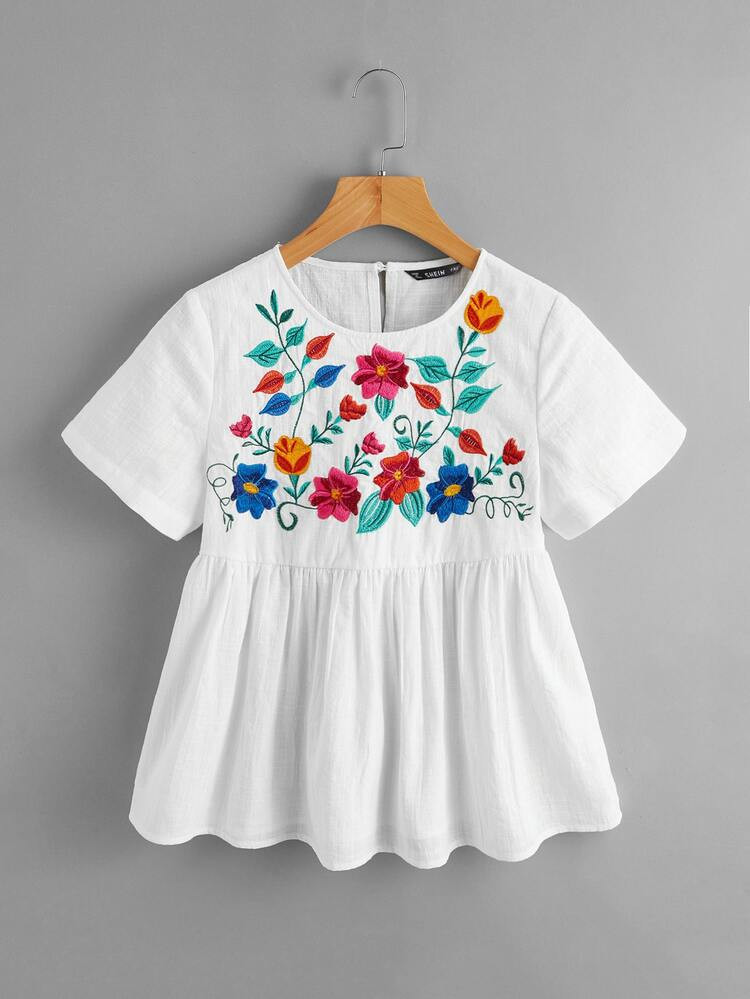 SHEIN Plus Flower Embroidery Keyhole Back Peplum Blouse | SHEIN