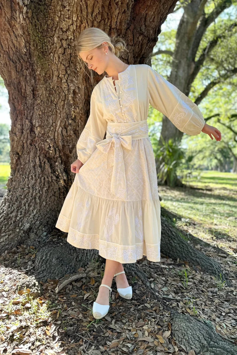 Jewel Neck Sue Sartor Flounce™️ | Ecru/White Embroidered Daffodil | SUE SARTOR