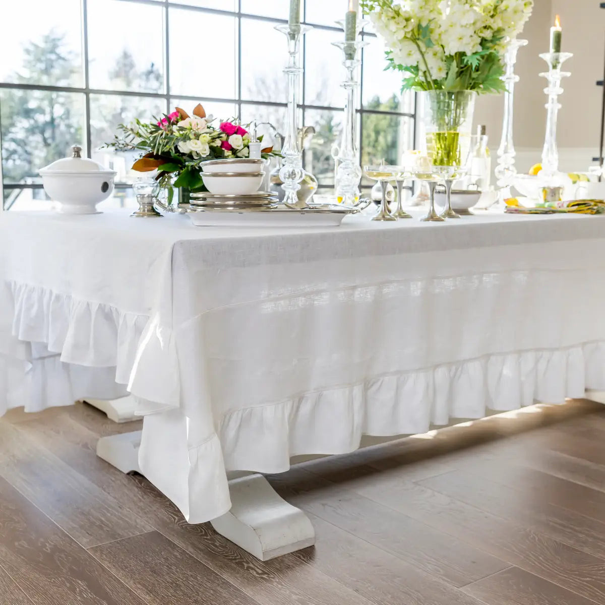 Rectangular Linen Tablecloth with Ruffle | Arte Italica & Crown Linen Designs