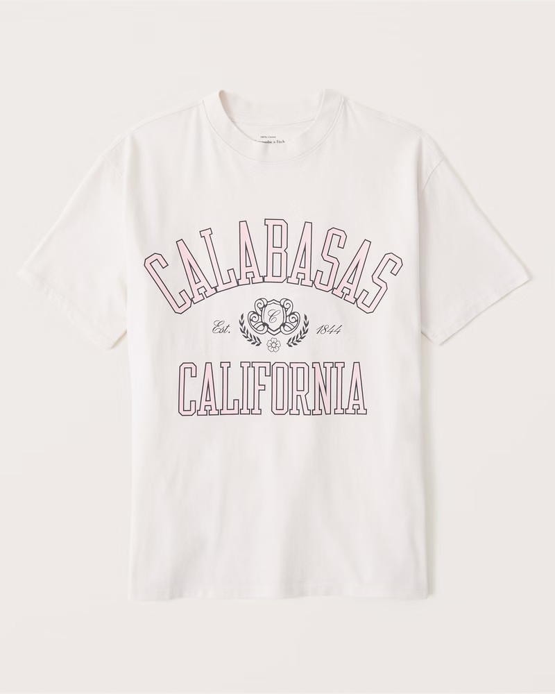 Exchange Color / Size
		
			Online Exclusive
			


  
						Oversized Boyfriend Graphic Tee | Abercrombie & Fitch (US)