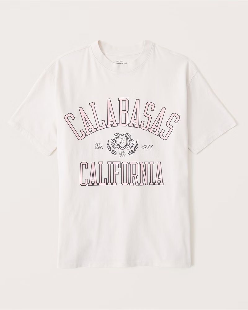 Exchange Color / Size
		
			Online Exclusive
			


  
						Oversized Boyfriend Graphic Tee | Abercrombie & Fitch (US)