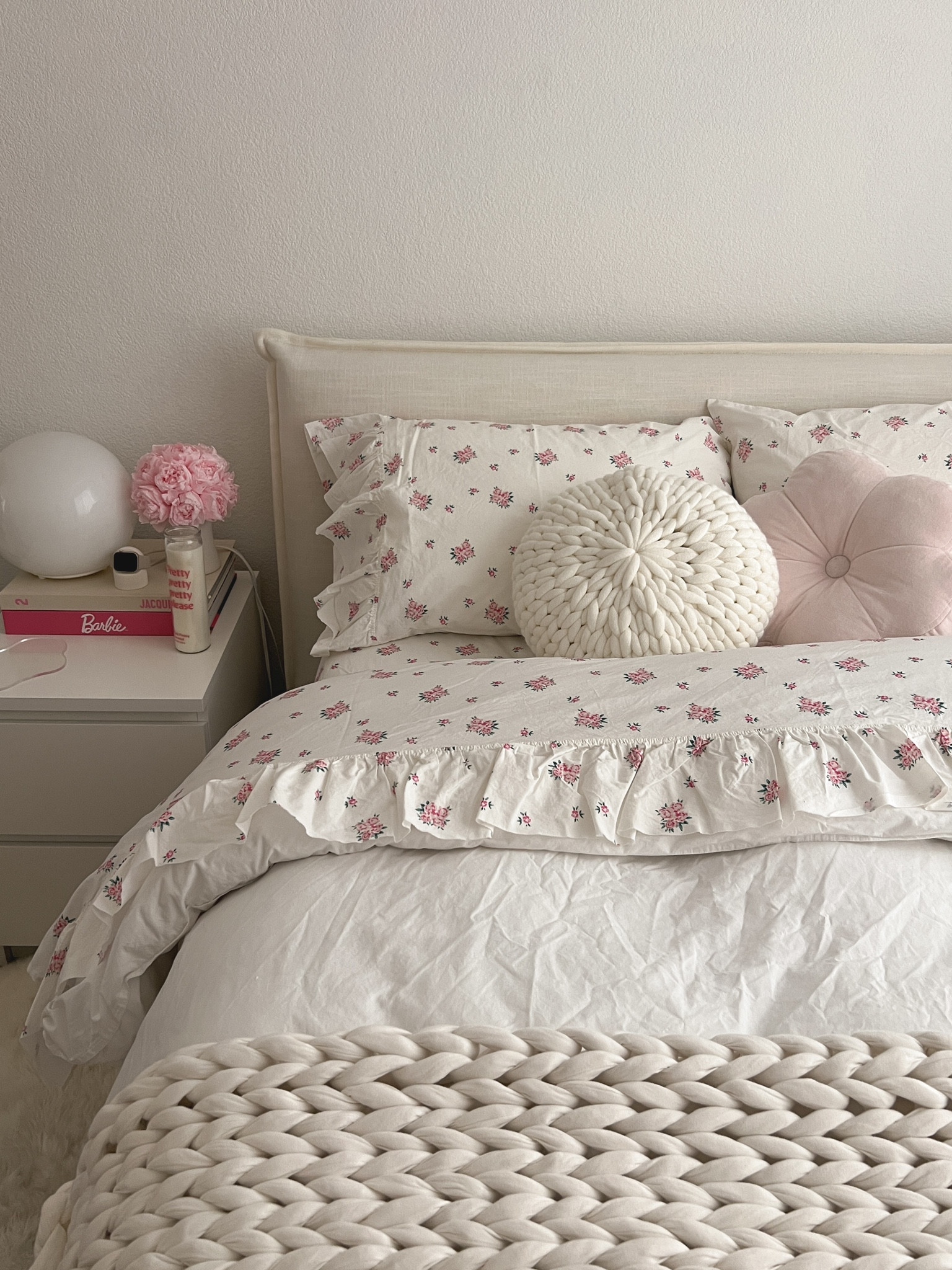 obsessed with these sheets from #potterybarnteen 💓 

#floralbedding #ltkhome

#LTKhome #LTKSeasonal