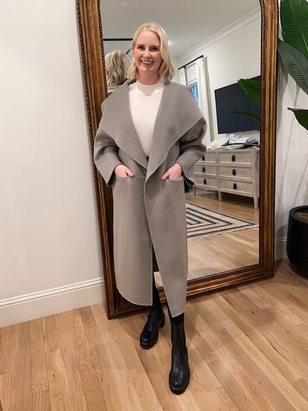 Seemed like the sensible think to wear today ☔️🌧️ wearing a small in the coat (very oversized fit!), a medium in the top and leggings, and took the 10 in the boots (I’m normally a 9.5)

#LTKstyletip #LTKshoecrush