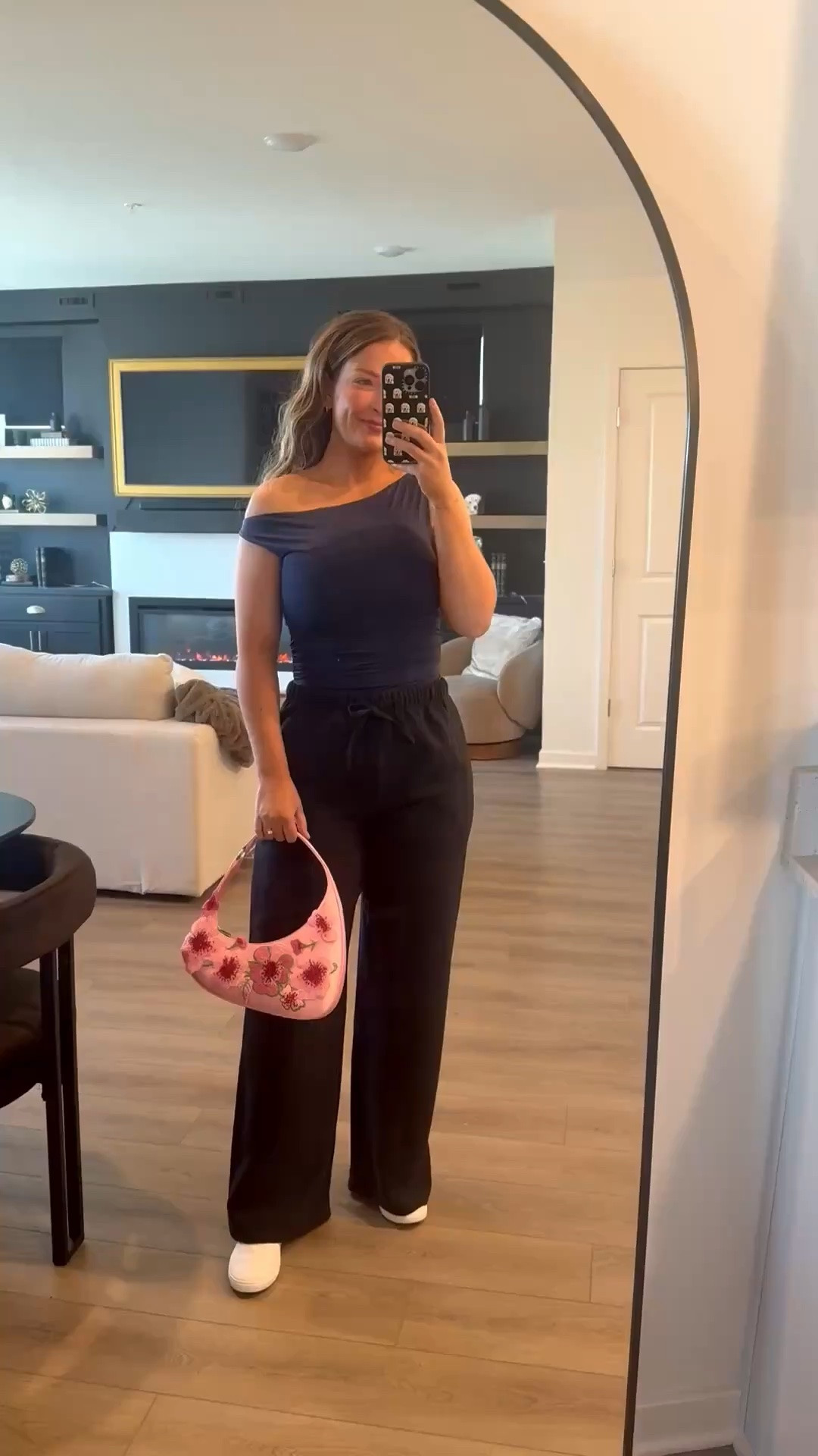 Comfy spring fit 🤍

Shirt-Amazon
Shoes-Amazon
Purse-Amazon
Pants-Aritzia 
Phone case-Casetify

#LTKootd #LTKSeasonal
