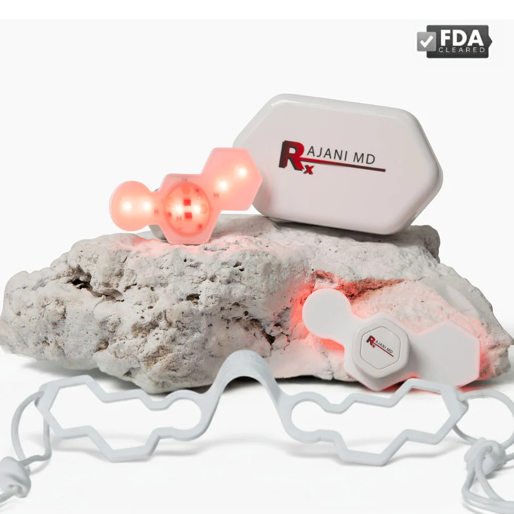 PlasmaGLO LED DUO -- UNDEREYE CORRECTOR | Rajani MD