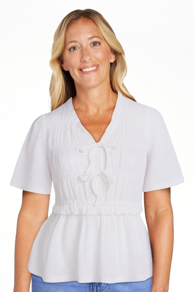 Scenario Women's and Women's Plus Textured Tie Front Top, Sizes XS-4X | Walmart (US)