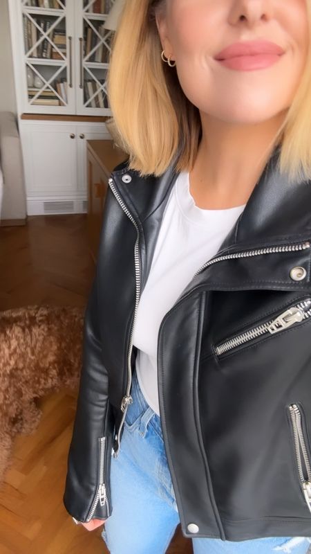 Casual dinner with friends fit. Capsule staple / closet must: a good leather jacket! I’ve had this one for years… 

#LTKVideo #LTKstyletip #LTKmidsize