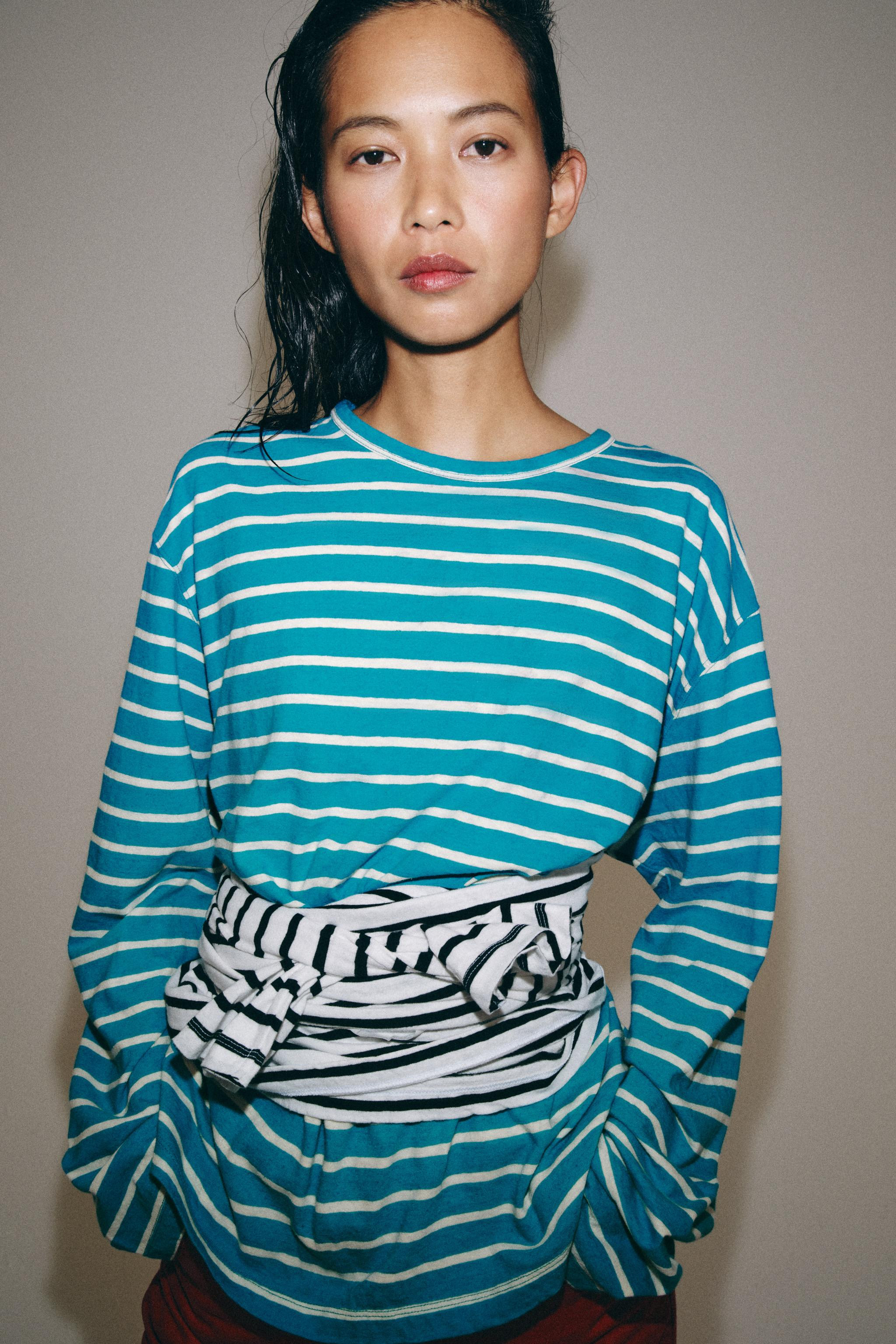 STRIPED COTTON AND LINEN T-SHIRT | Zara US
