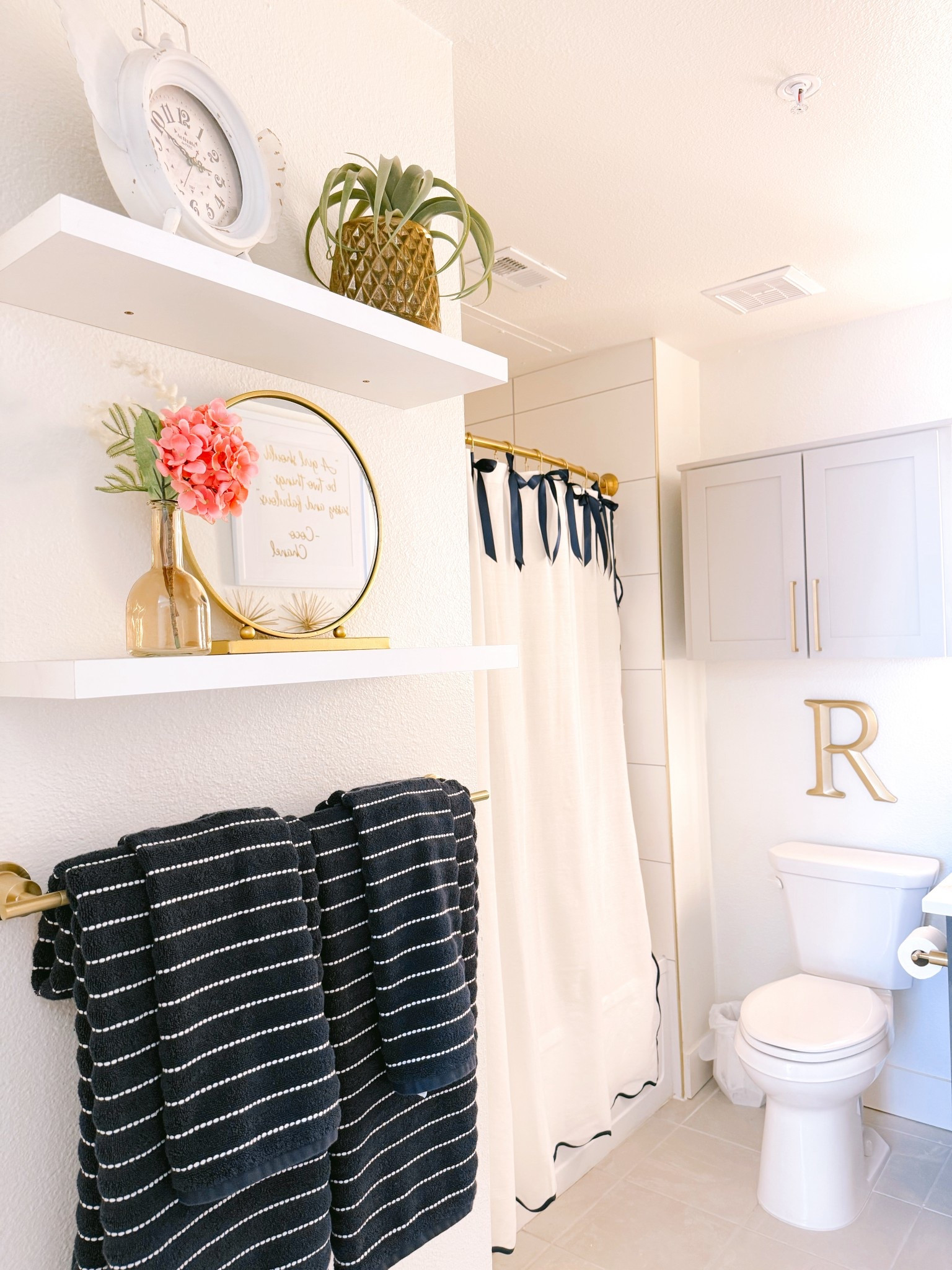 bathroom! 

#LTKdayinmylife #LTKootd #LTKgrwm