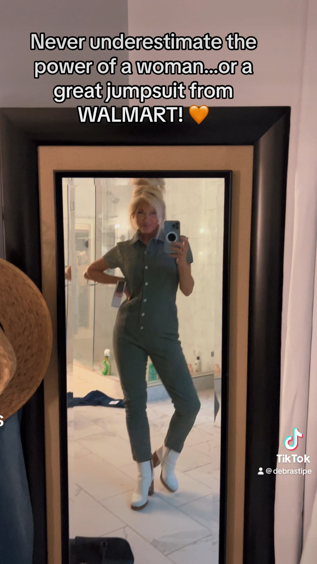 Feeling Fall already! 🍁
Don’t you love the simplicity of a JUMPSUIT? Love this olive green find from yup, @walmart! 


#LTKSeasonal #LTKBacktoSchool