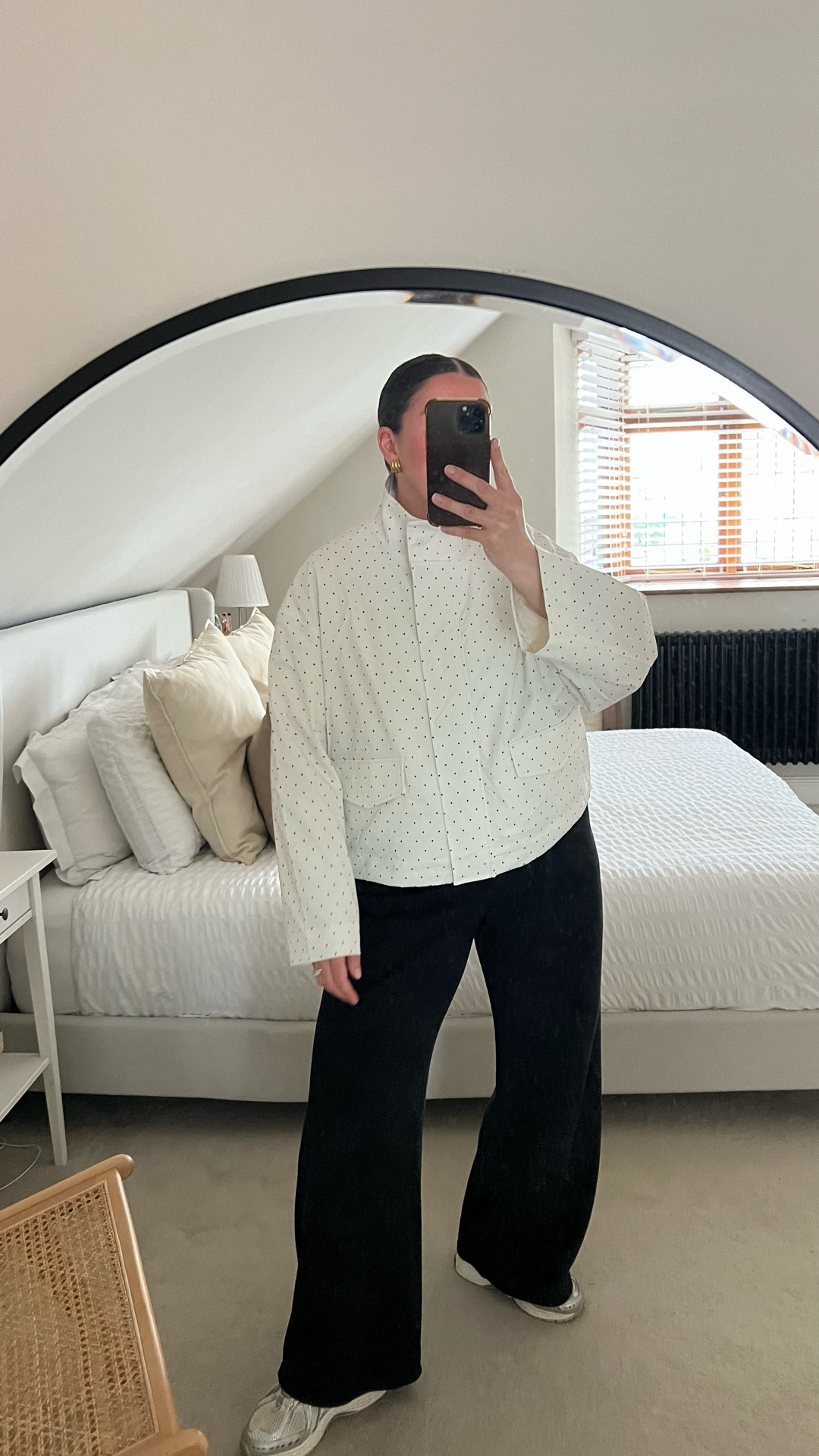 An outfit formula that will always work: a simple base 👏🏻