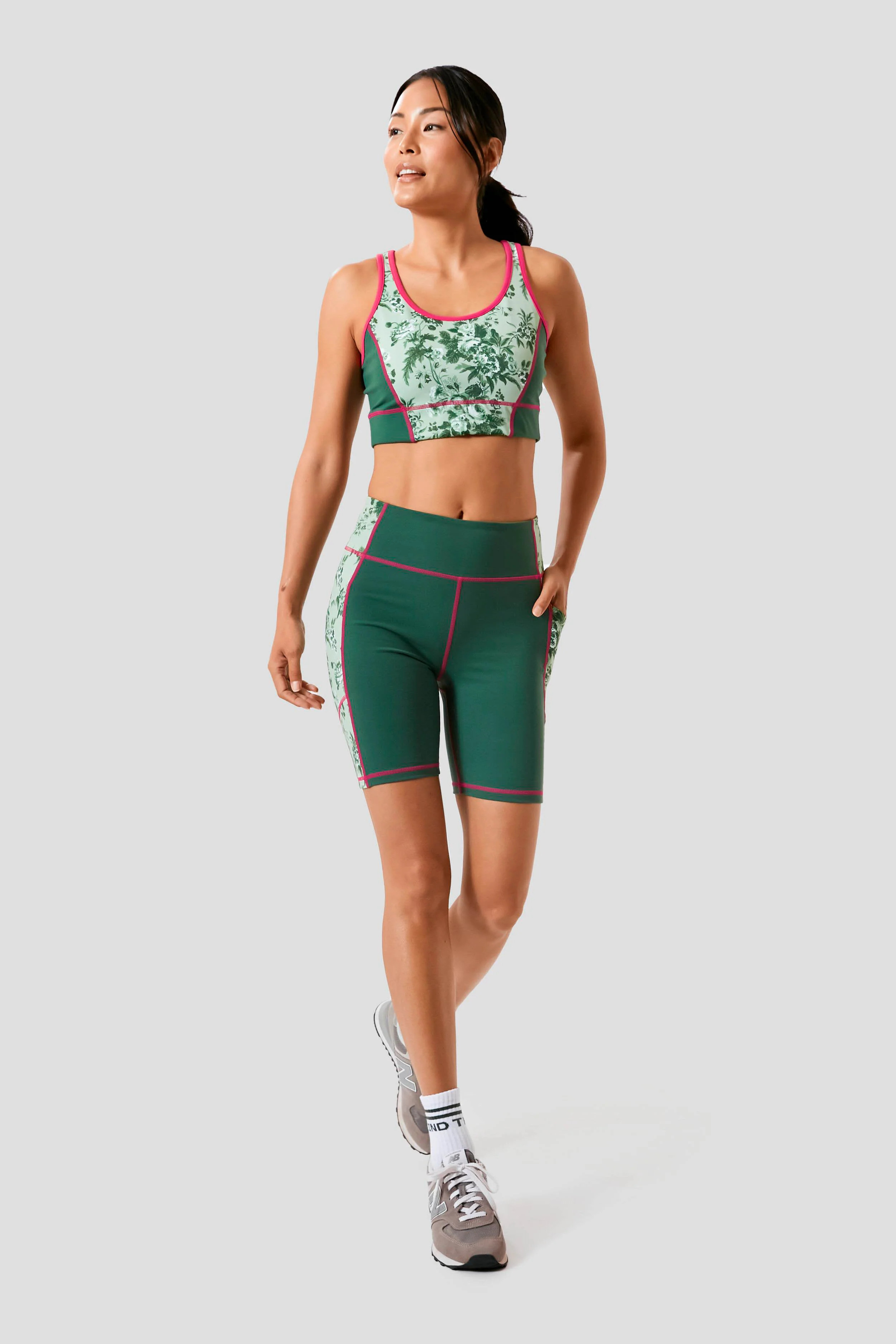 Green Bouquet Sports Bra | Tuckernuck (US)