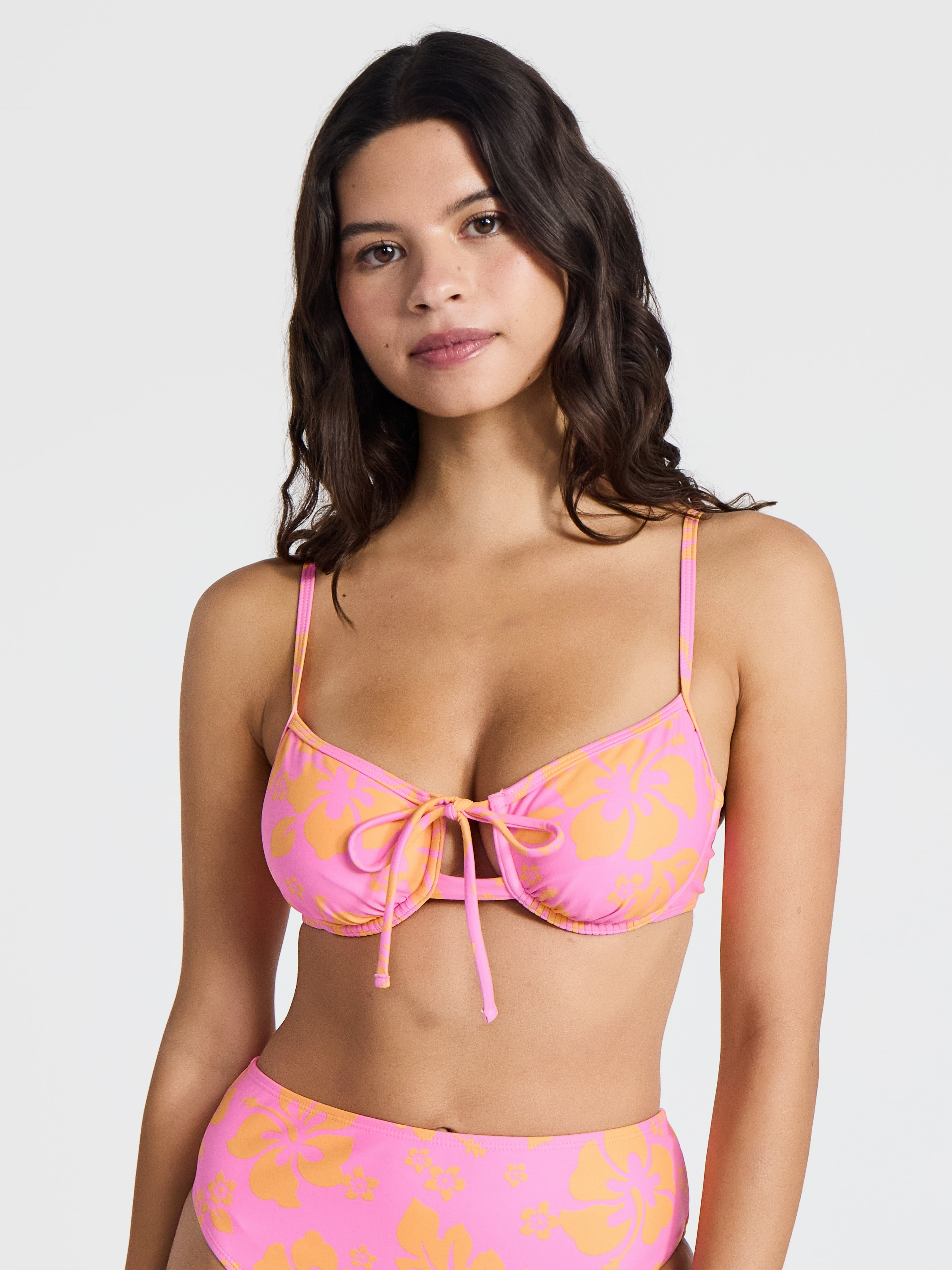 No Boundaries Underwire Bikini Top, Women’s | Walmart (US)