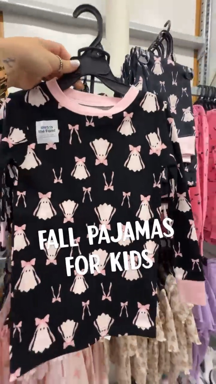 Baby, kids, toddlers fall pajamas #matchingkids #halloweenpajamas #fallpajamas #kidspajamas #toddlerpajamas

#LTKBaby #LTKKids