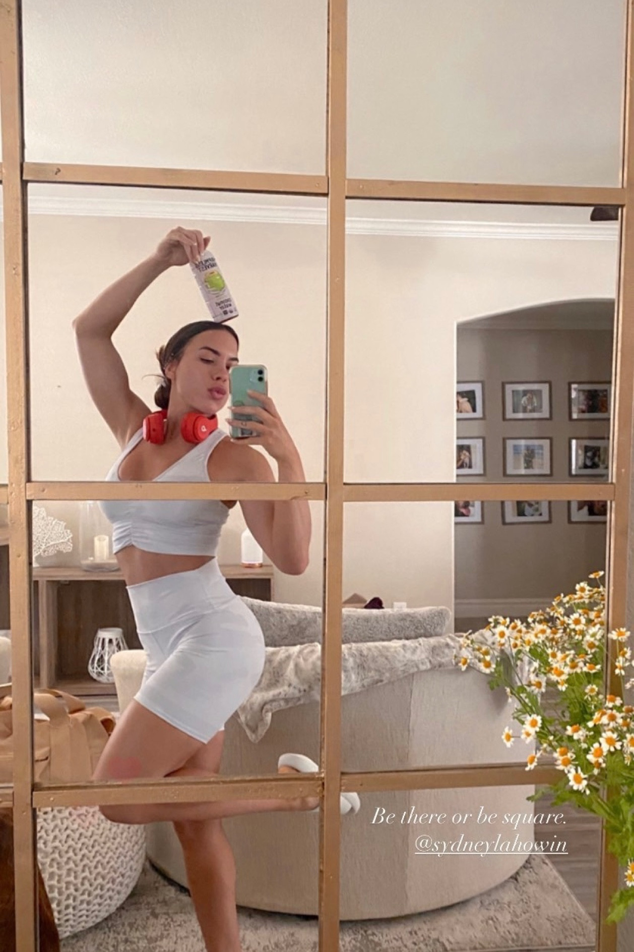 Workout Outfit 


#yoga #alo #set #workoutset # white #bikershorts #runner #athleasure #athlete #lifting #outfit 

#LTKunder100 #LTKsalealert #LTKfit