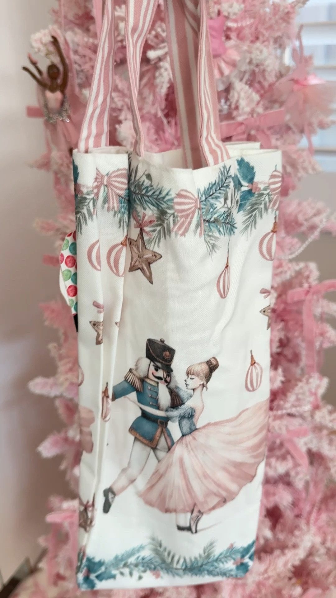 The cutest gift bag - nutcracker and ballerina 

#LTKFindsUnder50 #LTKSaleAlert #LTKHoliday
