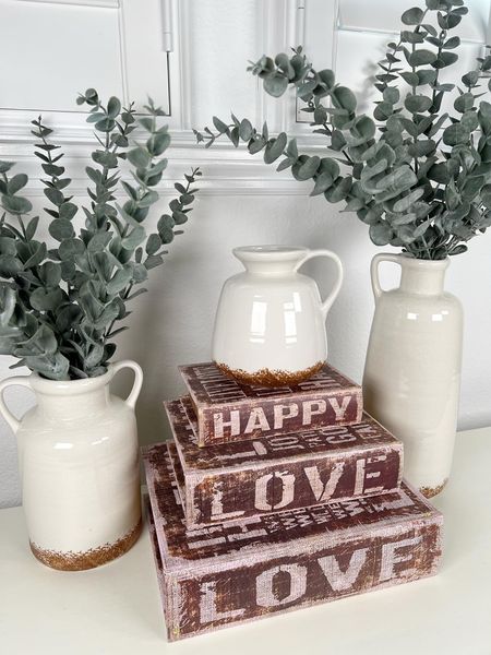 Adorable Decorative Book Boxes Combined with a Farmhouse Vase Set Full of Faux Eucalyptus Stems! #interiordesign #homedecor #fauxplants #stems #artificialstems #vaseset #vases #amazon #home #amazonhome #founditonamazon

#LTKHome