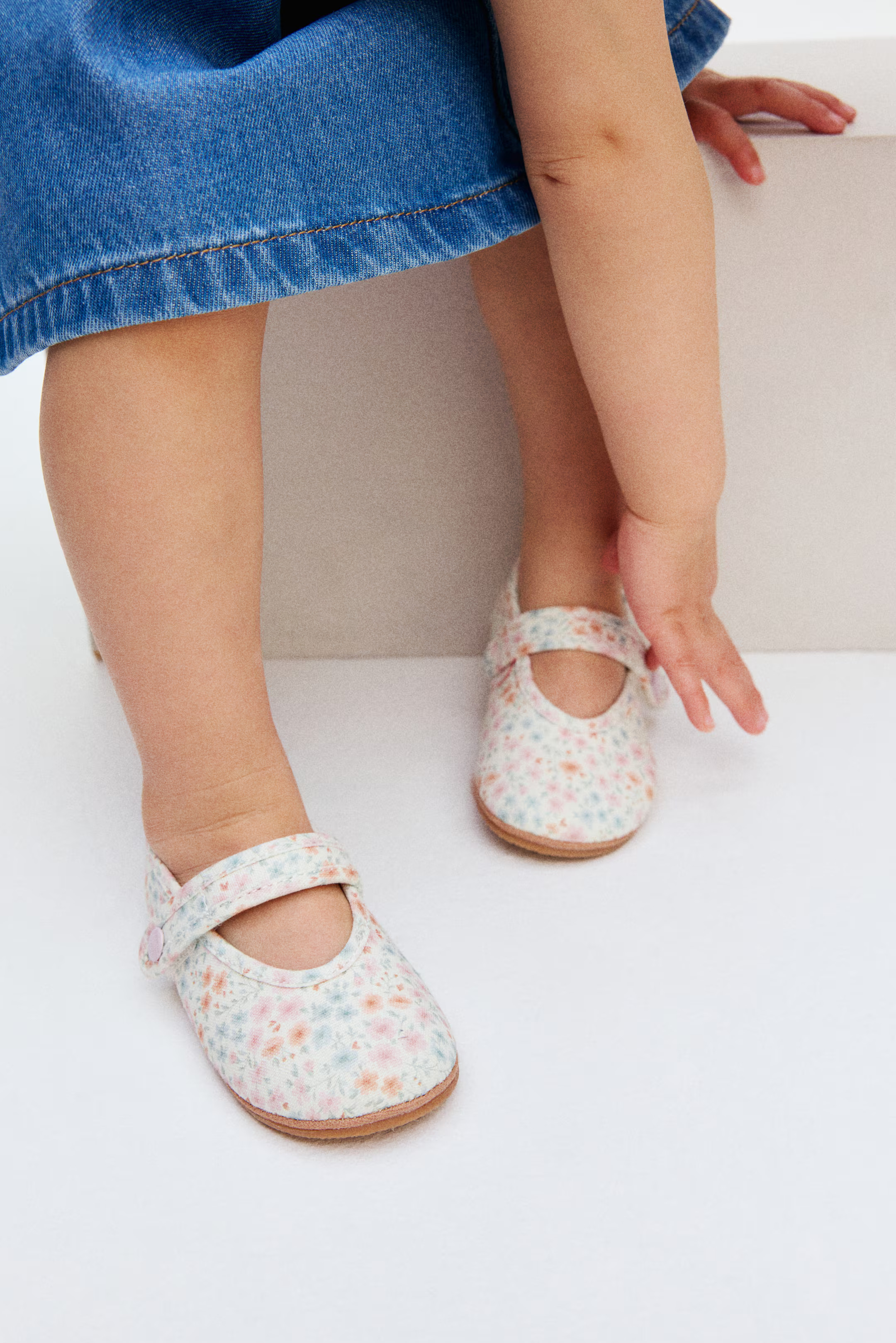 Ballet Flats | H&M (US + CA)