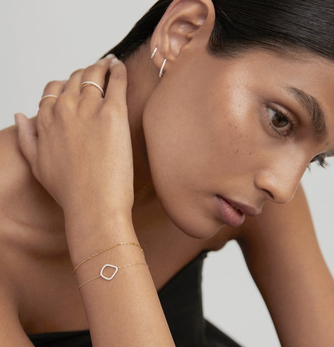 Riva Diamond Medium Hoop Earrings | Monica Vinader (Global)
