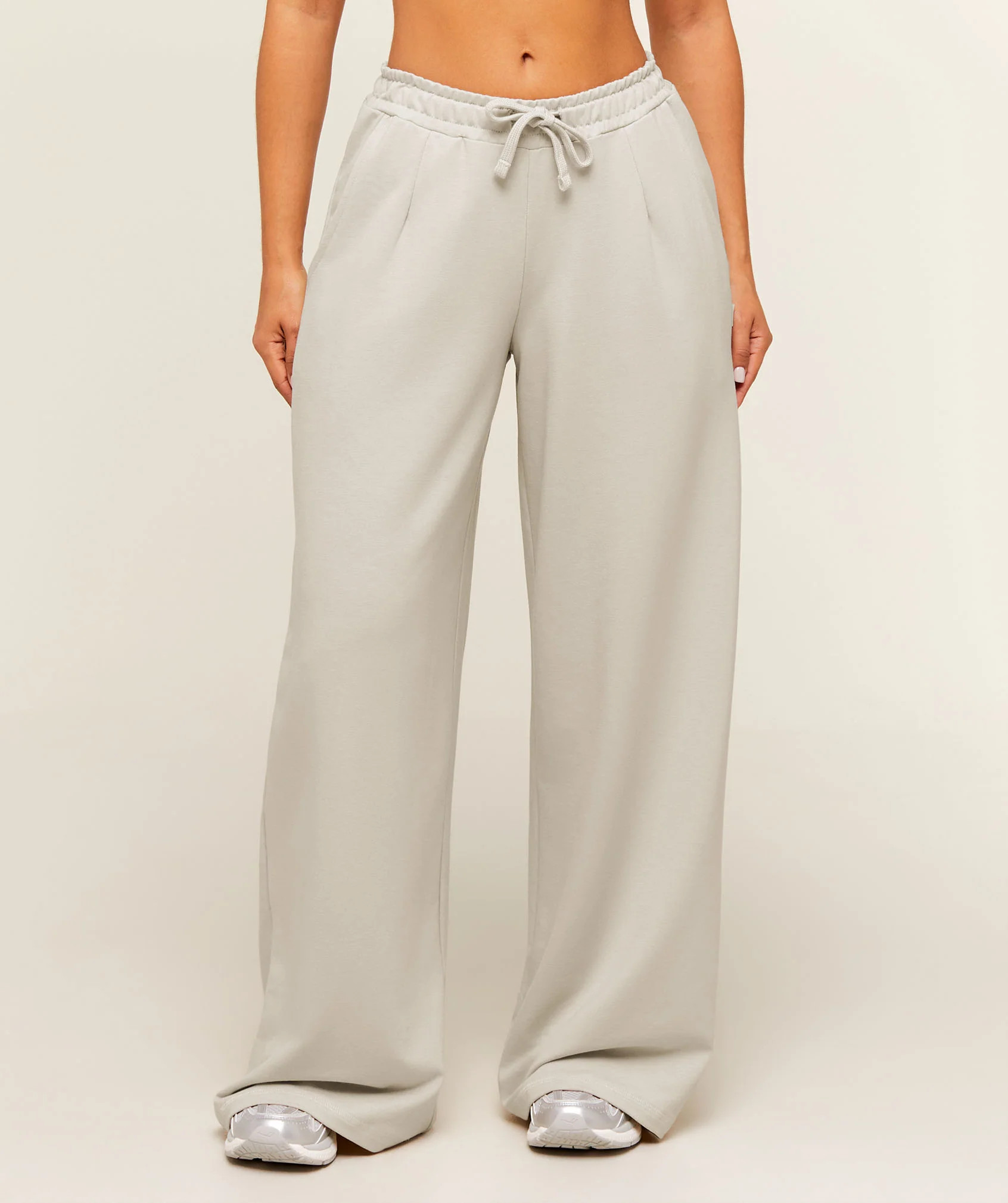 Lightweight Wide Leg Pant Short | Gymshark UK