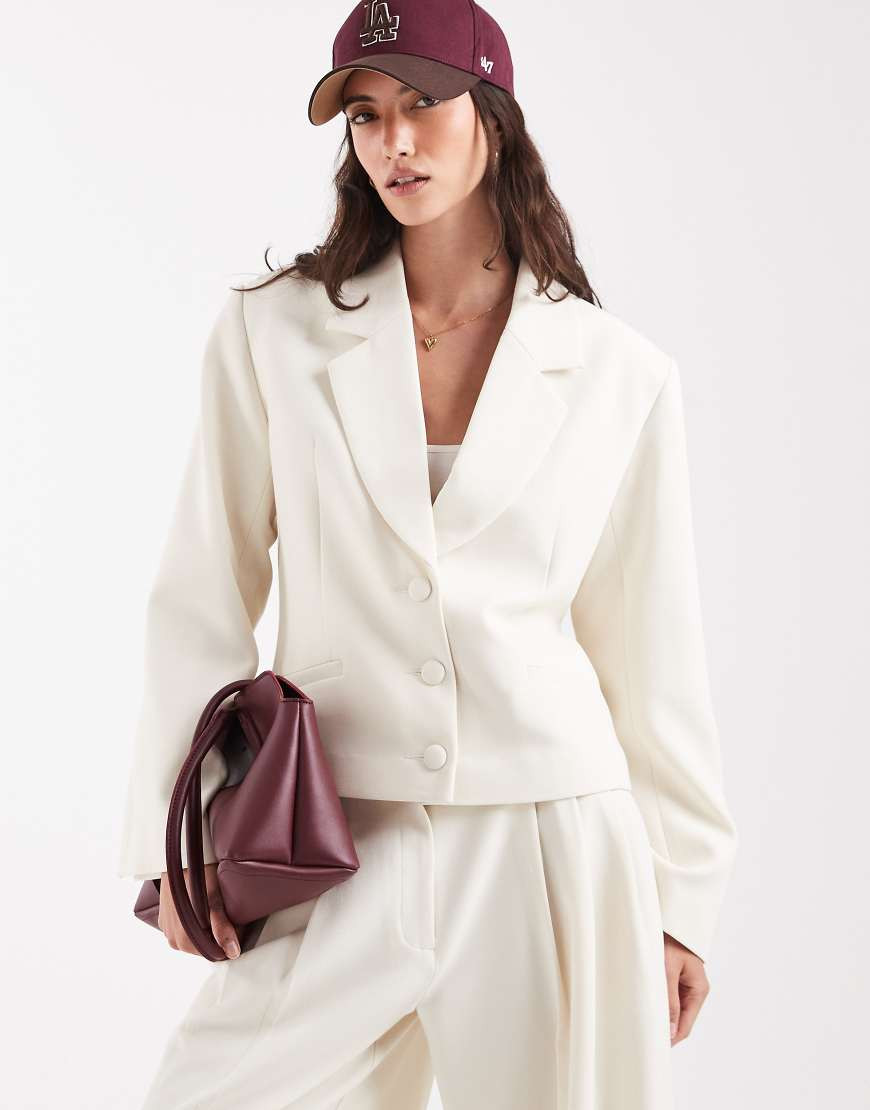 ASOS DESIGN tailored oversized boxy blazer in Cream-White | ASOS (Global)