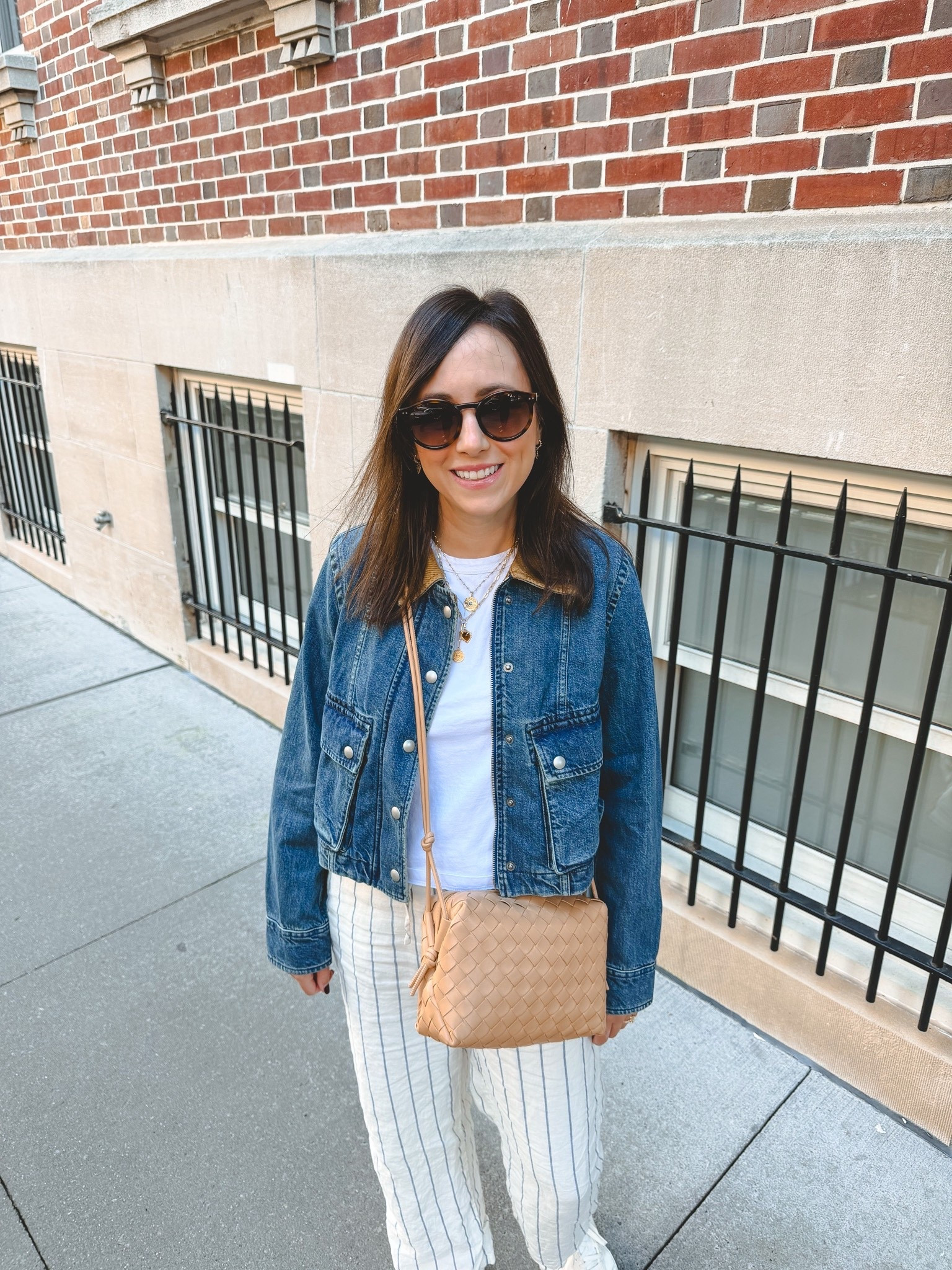 The cutest trapeze denim jacket! Obsessed with the corduroy collar! 




#LTKootd #LTKSpringSale #LTKSeasonal