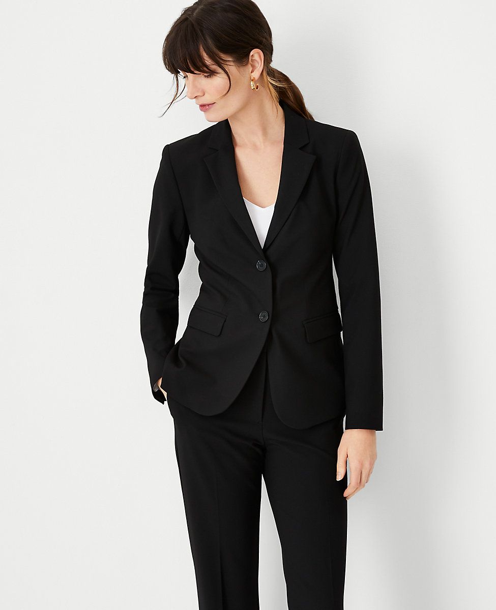 The Petite Notched Two Button Blazer in Seasonless Stretch | Ann Taylor (US)