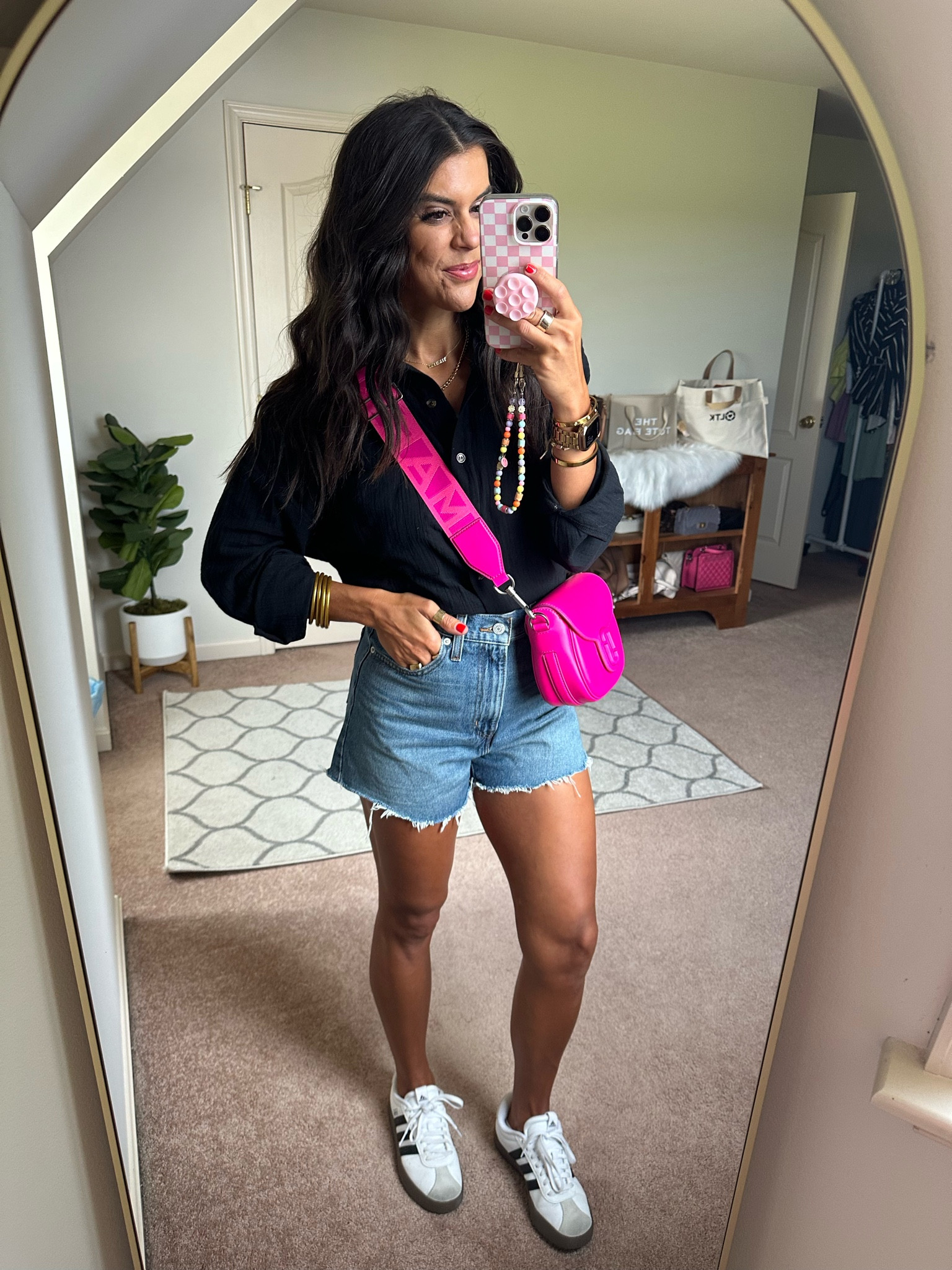 Today’s fit 
Size small in button up 
Levi shorts size up one
Sneakers tts 

#LTKFindsUnder100 #LTKStyleTip #LTKSeasonal