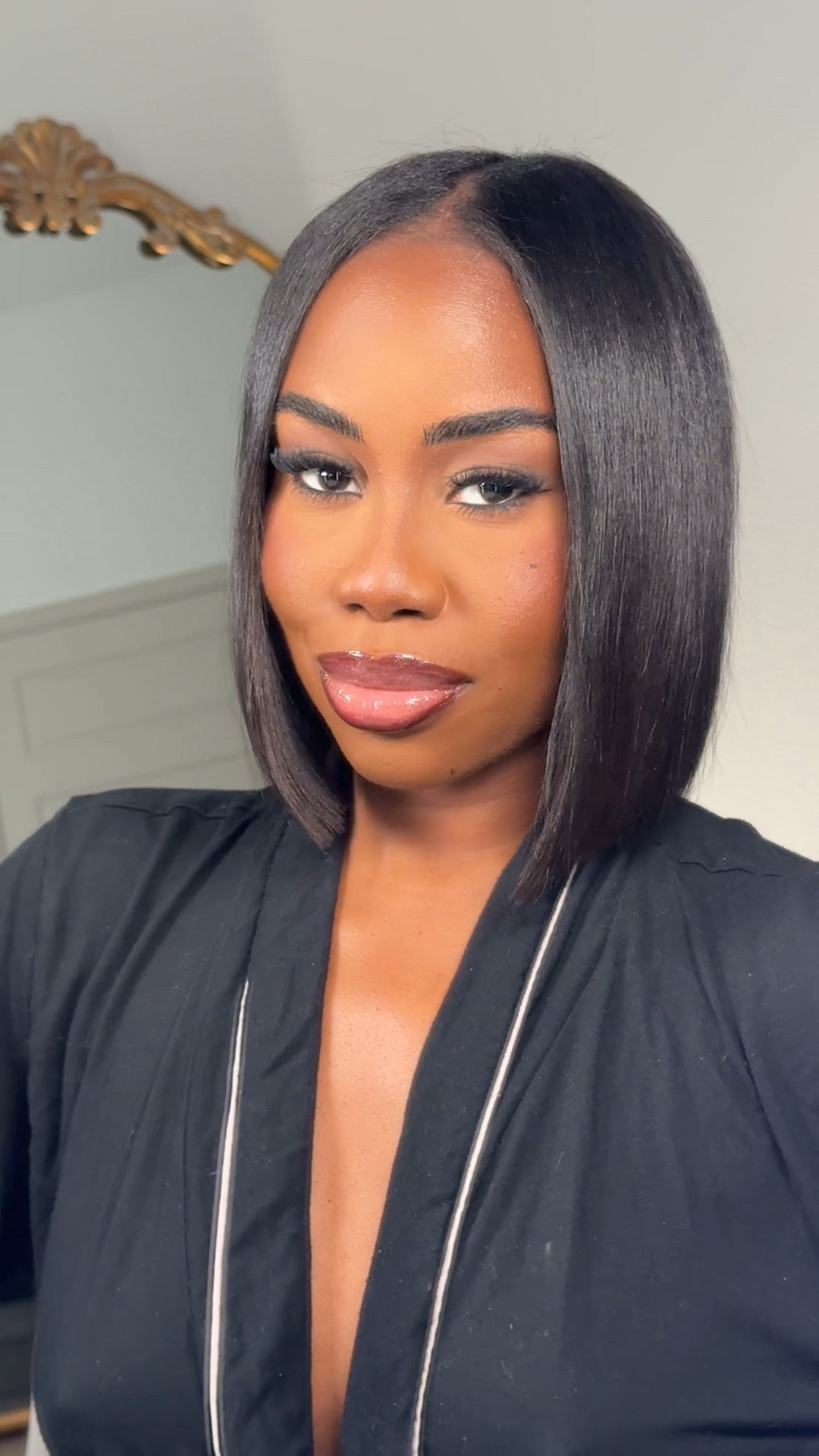 A bronzey soft glam makeup look

#LTKfindsunder50 #LTKVideo #LTKbeauty