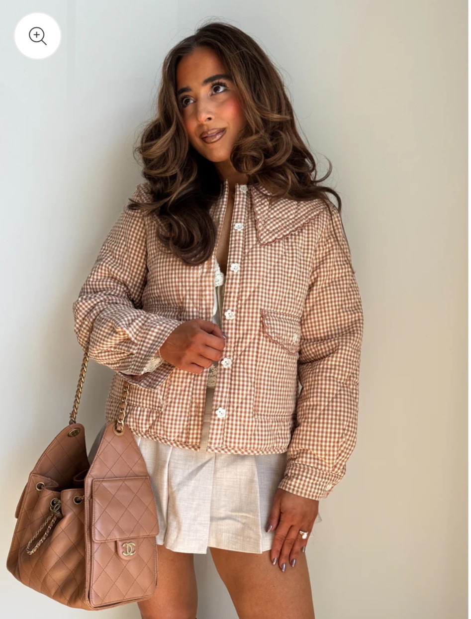 Wrap yourself in warmth and style this season with our quilted jacket — the perfect blend of comfort and timeless fall charm.

#LTKBeauty #LTKStyleTip #LTKTravel