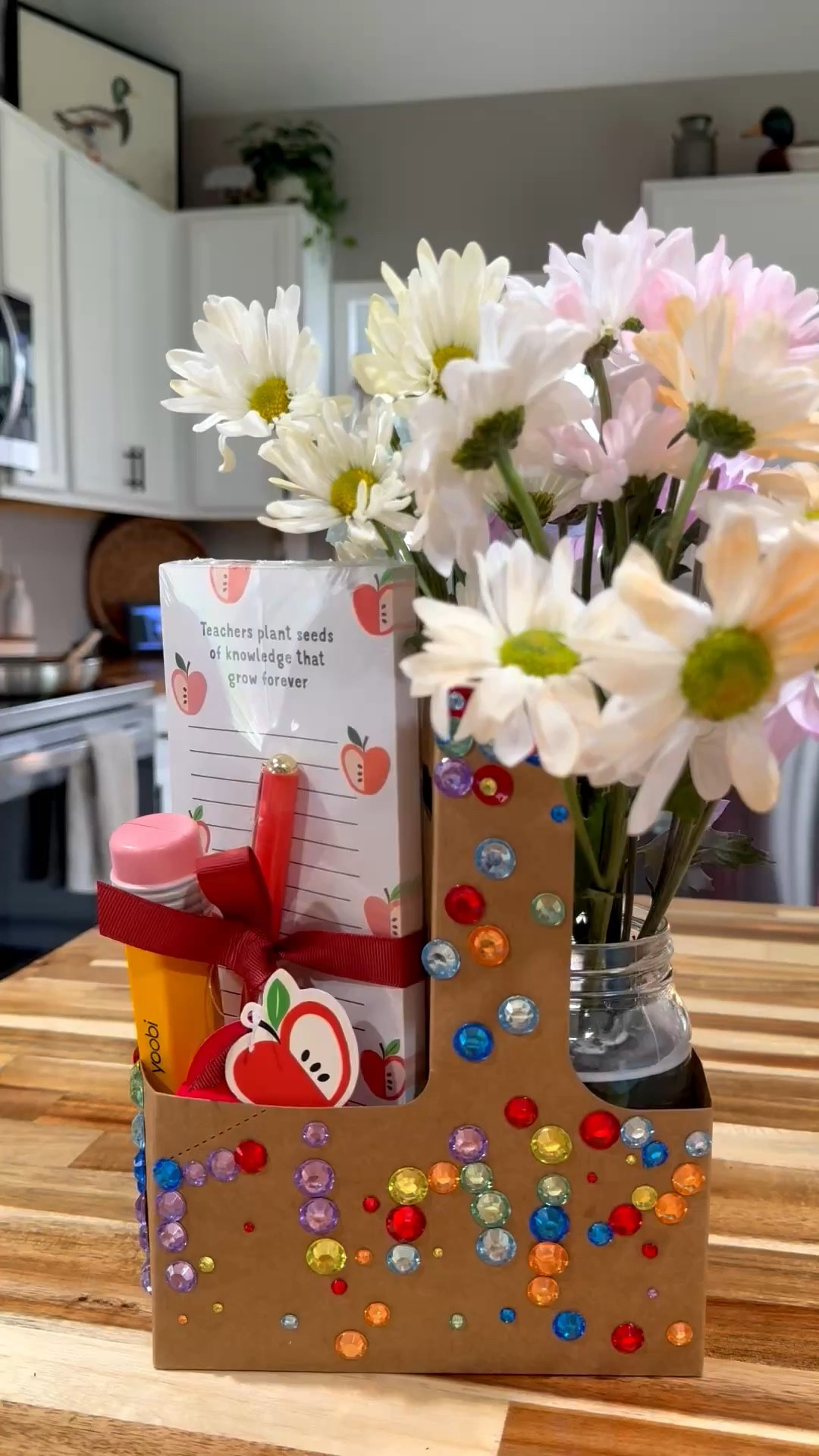 End of year teacher gifts! So cute and under $20 🌸🍎
#teachergifts #endofyear #diygifts 

#LTKKids